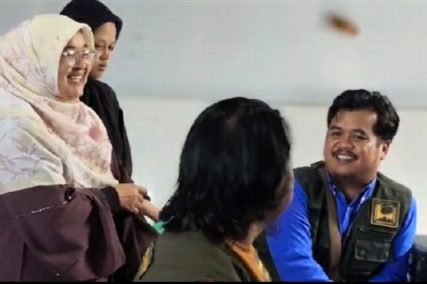 Sedekah Sehat di Yayasan Al Hidayah Kabupaten Garut: 200 Orang Dilayani Pengobatan Gratis